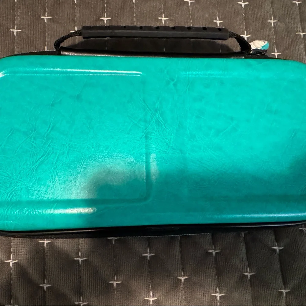 Animal Crossing Teal Carrying Case